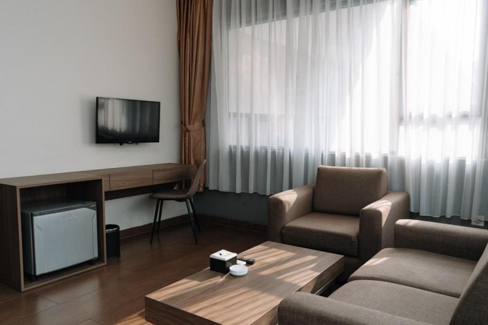 Anugrah Hotel Sukabumi Extérieur photo