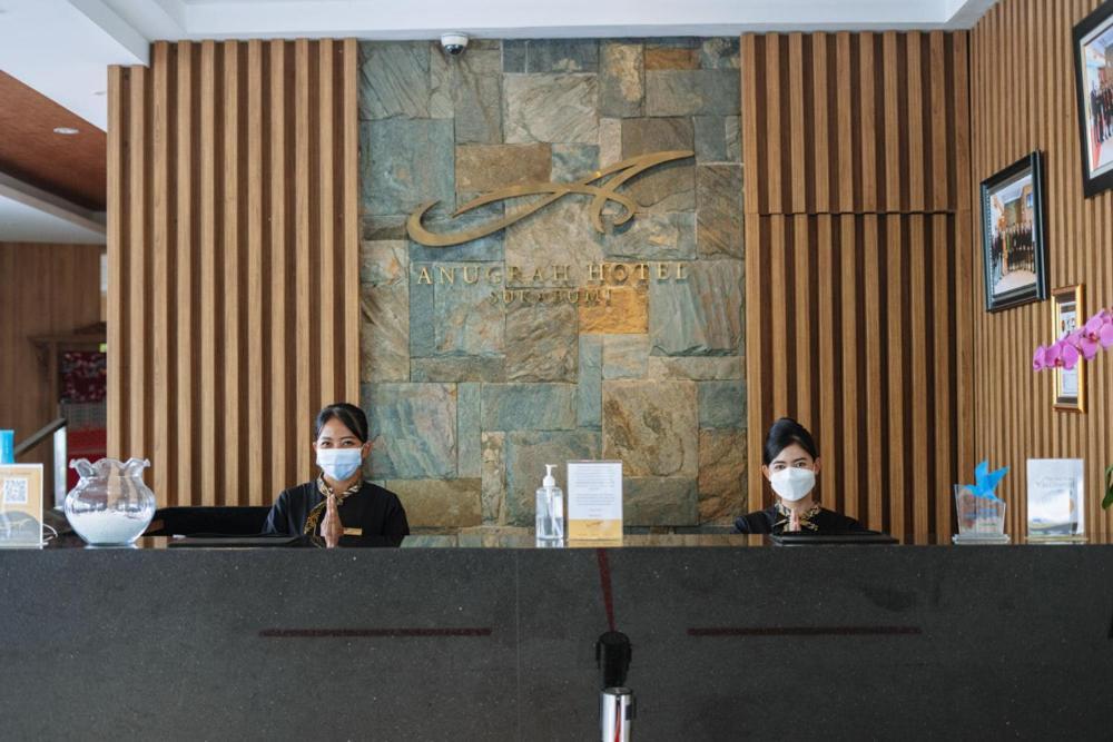 Anugrah Hotel Sukabumi Extérieur photo