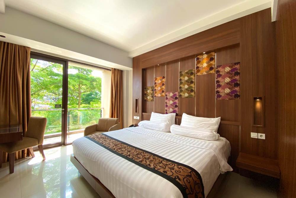 Anugrah Hotel Sukabumi Extérieur photo